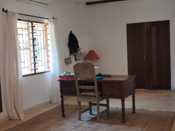 3 bedroom villa for sale, Tamarind Cove villa, Casuarina Road villa, private pool, renewed Makuti roof, fully furnished villa, gated community