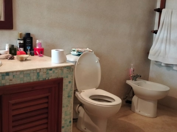 3 bedroom villa for sale, Tamarind Cove villa, Casuarina Road villa, private pool, renewed Makuti roof, fully furnished villa, gated community