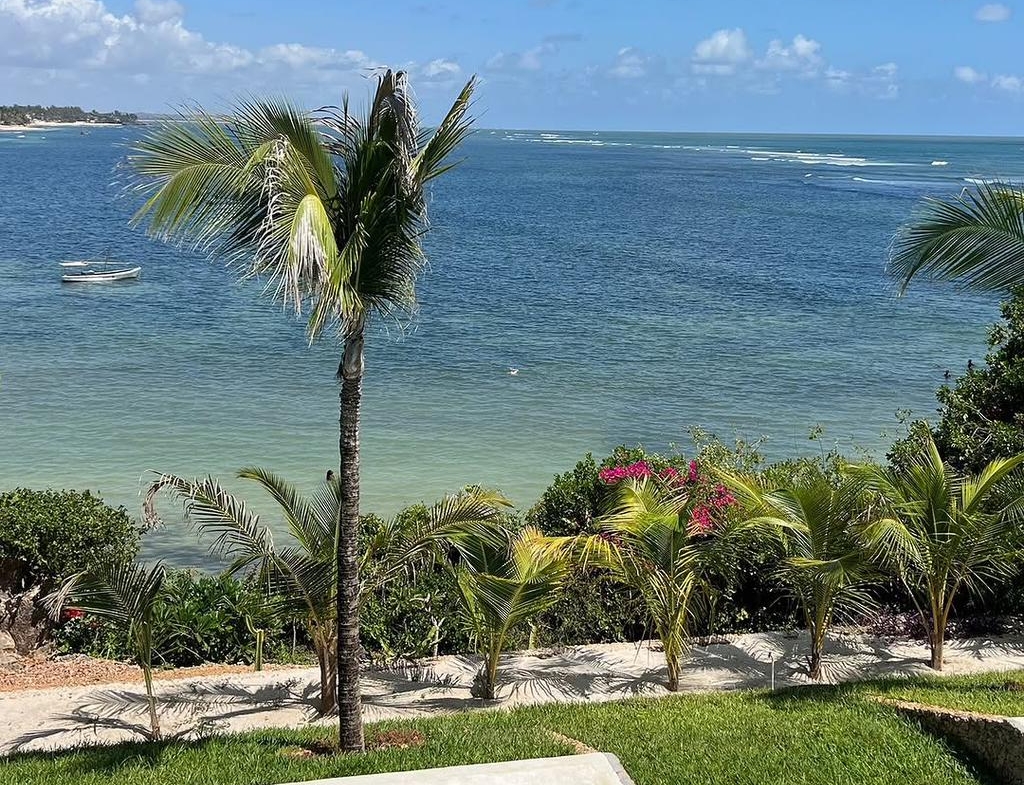 Spindrift Beach Villa Malindi