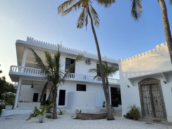 Spindrift Beach Villa Malindi