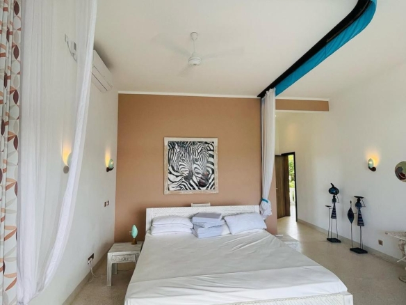 Spindrift Beach Villa Malindi