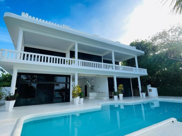 Spindrift Beach Villa Malindi