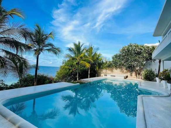 Spindrift Beach Villa Malindi