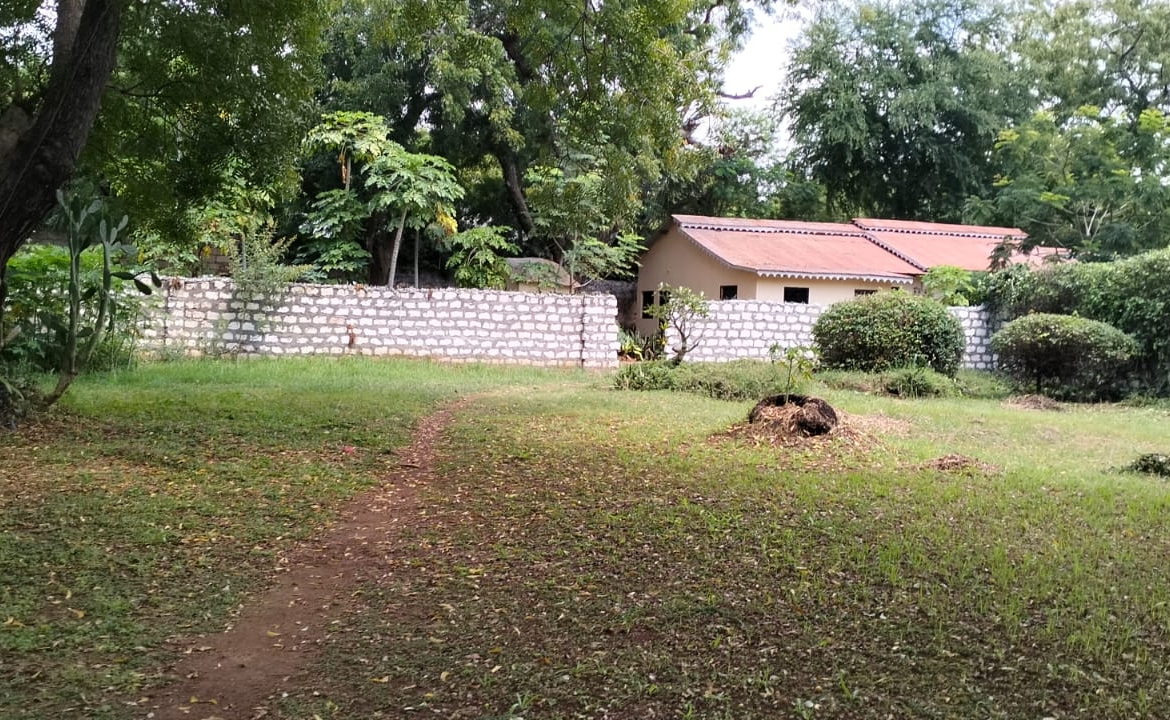 0.8-acre prime land for sale in Malindi near beach – 2nd row location”