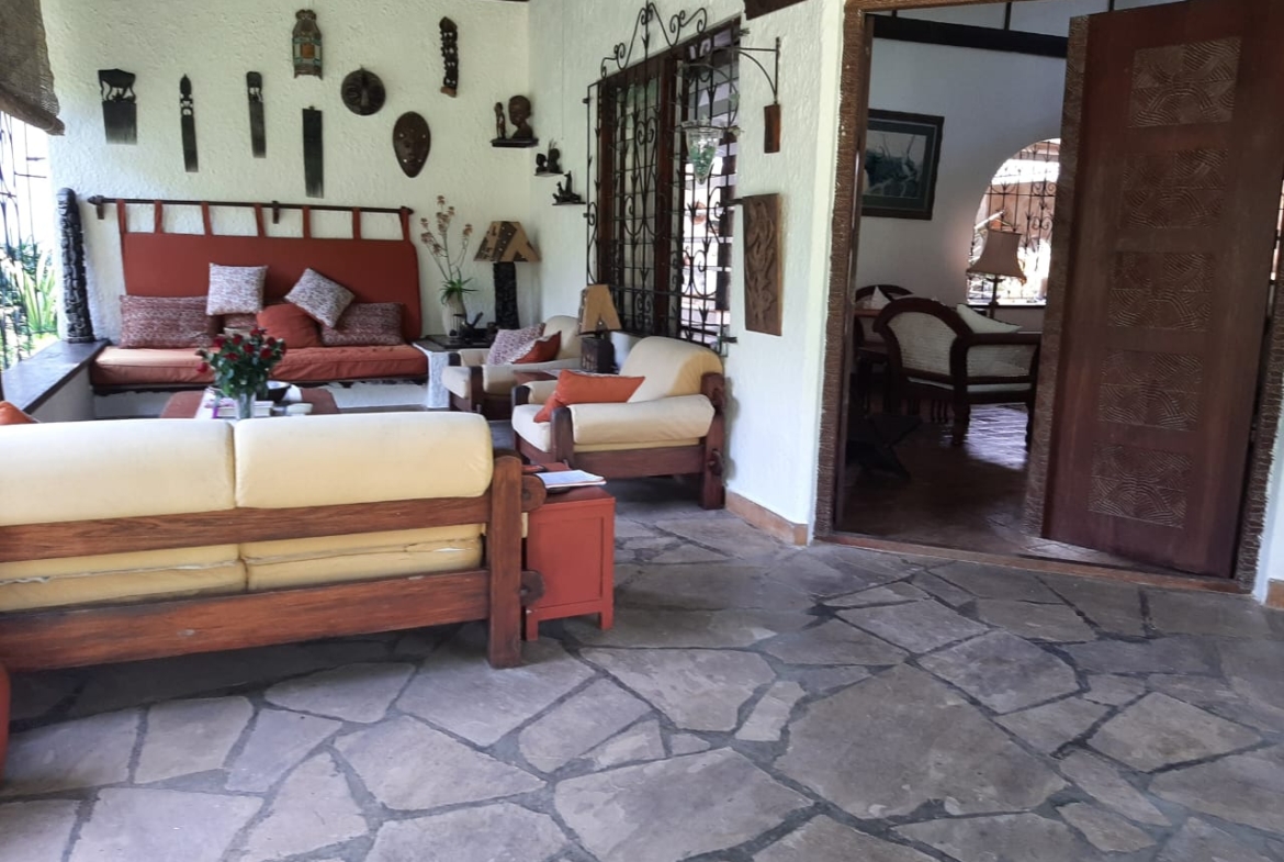 Malindi villa for sale, Ngala Road property, Mtangani real estate, freehold villa Malindi, Malindi luxury homes, Malindi property 35M, tropical villa Malindi, Mkaazi Real Estate