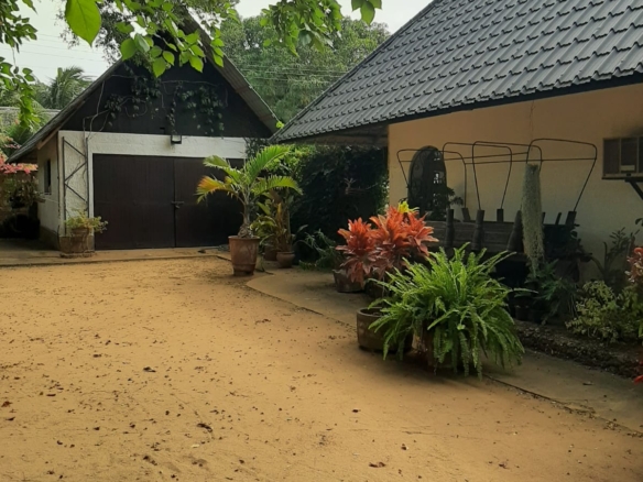 Malindi villa for sale, Ngala Road property, Mtangani real estate, freehold villa Malindi, Malindi luxury homes, Malindi property 35M, tropical villa Malindi, Mkaazi Real Estate