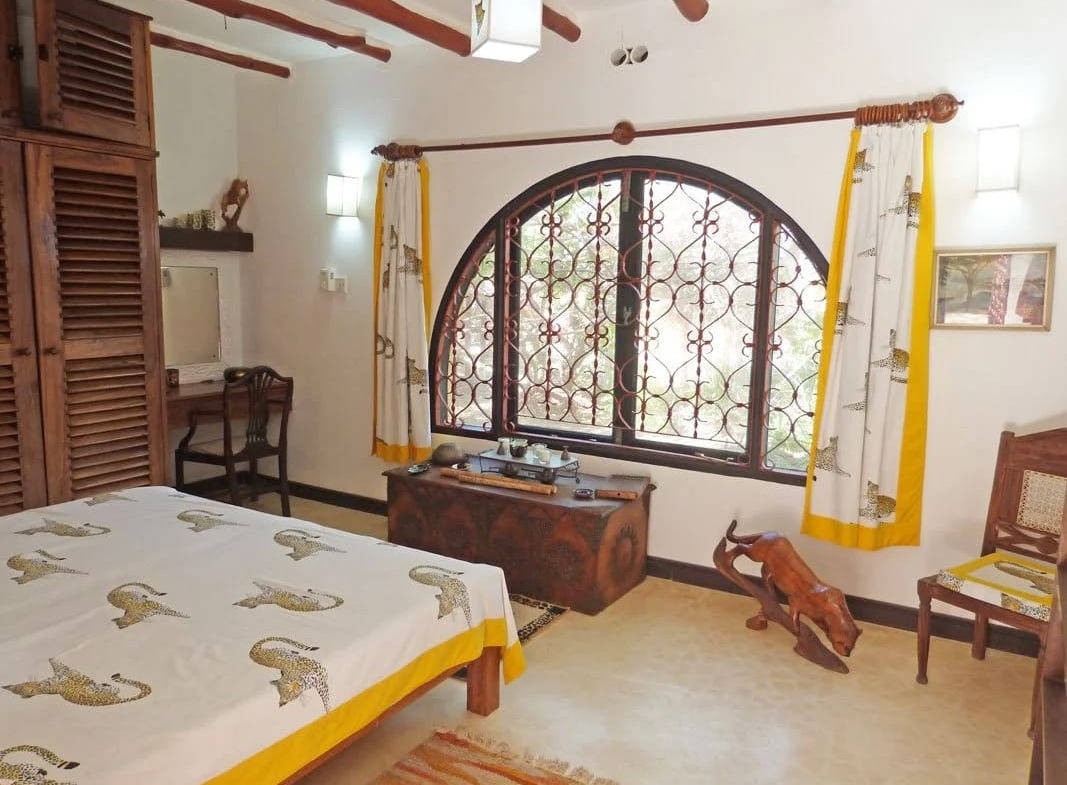 Beachfront 5br villa for sale in Watamu