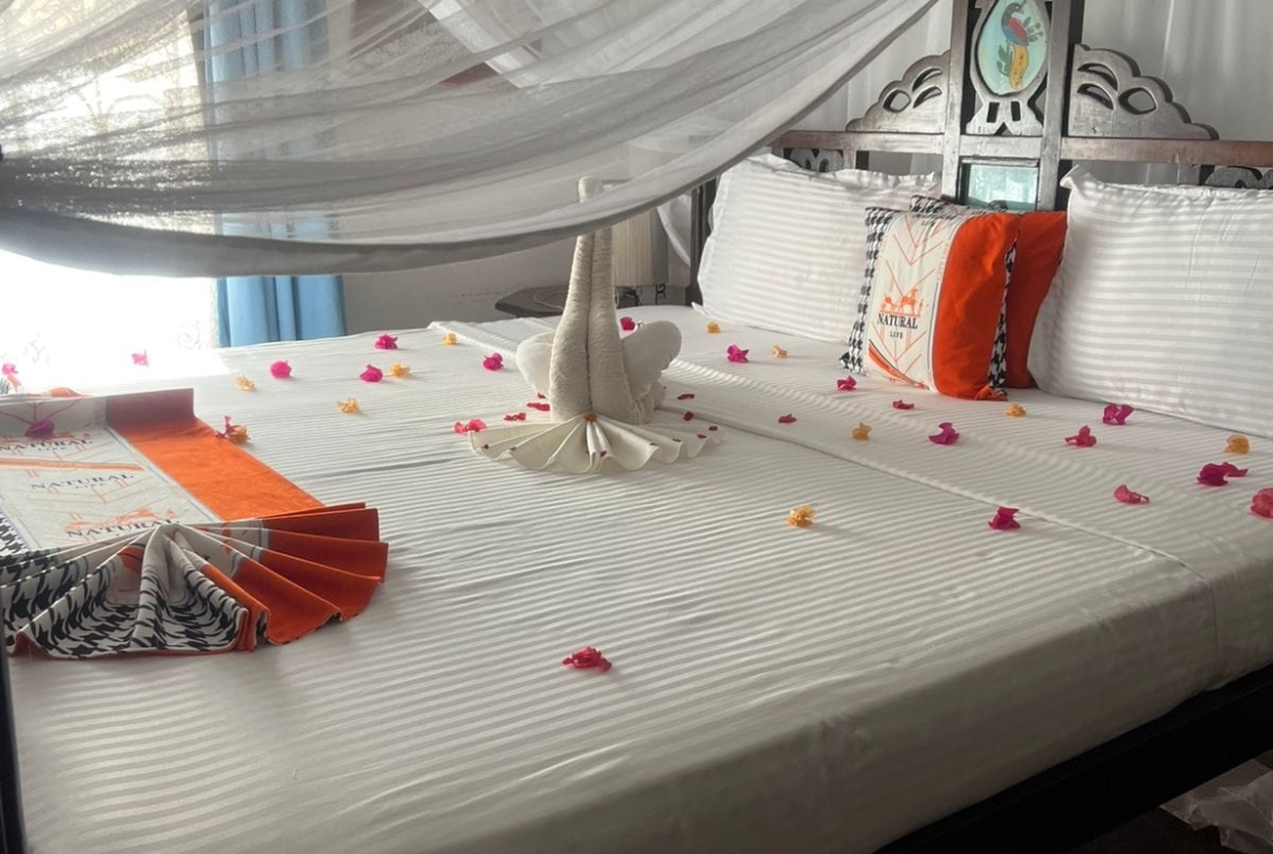 Exceptional short-stay villa for corporate retreats and private events. 5 ensuite bedrooms, pool, rooftop terrace and dedicated in-house chef. Contact Mkaazi Real Estate for packages and viewings.
