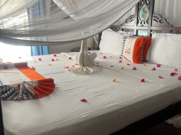 Exceptional short-stay villa for corporate retreats and private events. 5 ensuite bedrooms, pool, rooftop terrace and dedicated in-house chef. Contact Mkaazi Real Estate for packages and viewings.