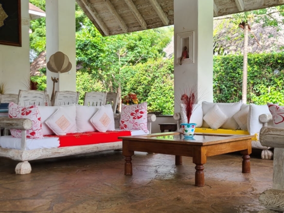 Exceptional short-stay villa for corporate retreats and private events. 5 ensuite bedrooms, pool, rooftop terrace and dedicated in-house chef. Contact Mkaazi Real Estate for packages and viewings.