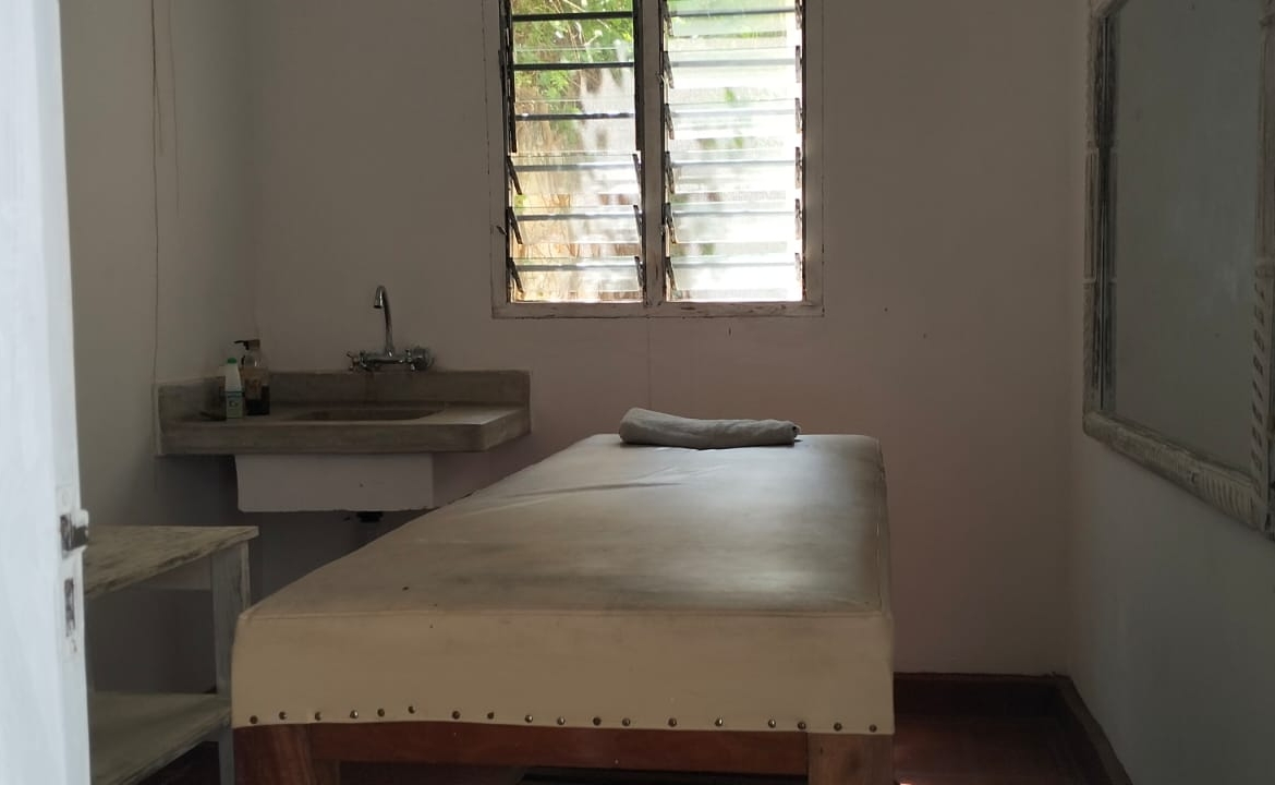 For Sale: Furnished 4BR Moroccan-style beachfront villa on Silversands Beach, Malindi. Ocean-view Jacuzzi, pool, DSQ, art-filled garden. USD 500K.