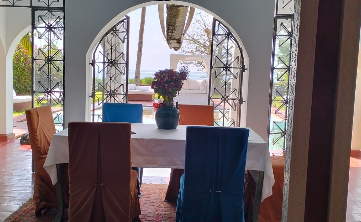 For Sale: Furnished 4BR Moroccan-style beachfront villa on Silversands Beach, Malindi. Ocean-view Jacuzzi, pool, DSQ, art-filled garden. USD 500K.