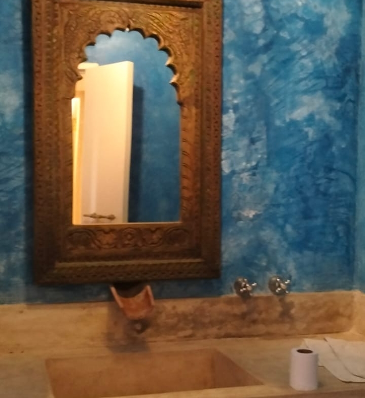 For Sale: Furnished 4BR Moroccan-style beachfront villa on Silversands Beach, Malindi. Ocean-view Jacuzzi, pool, DSQ, art-filled garden. USD 500K.