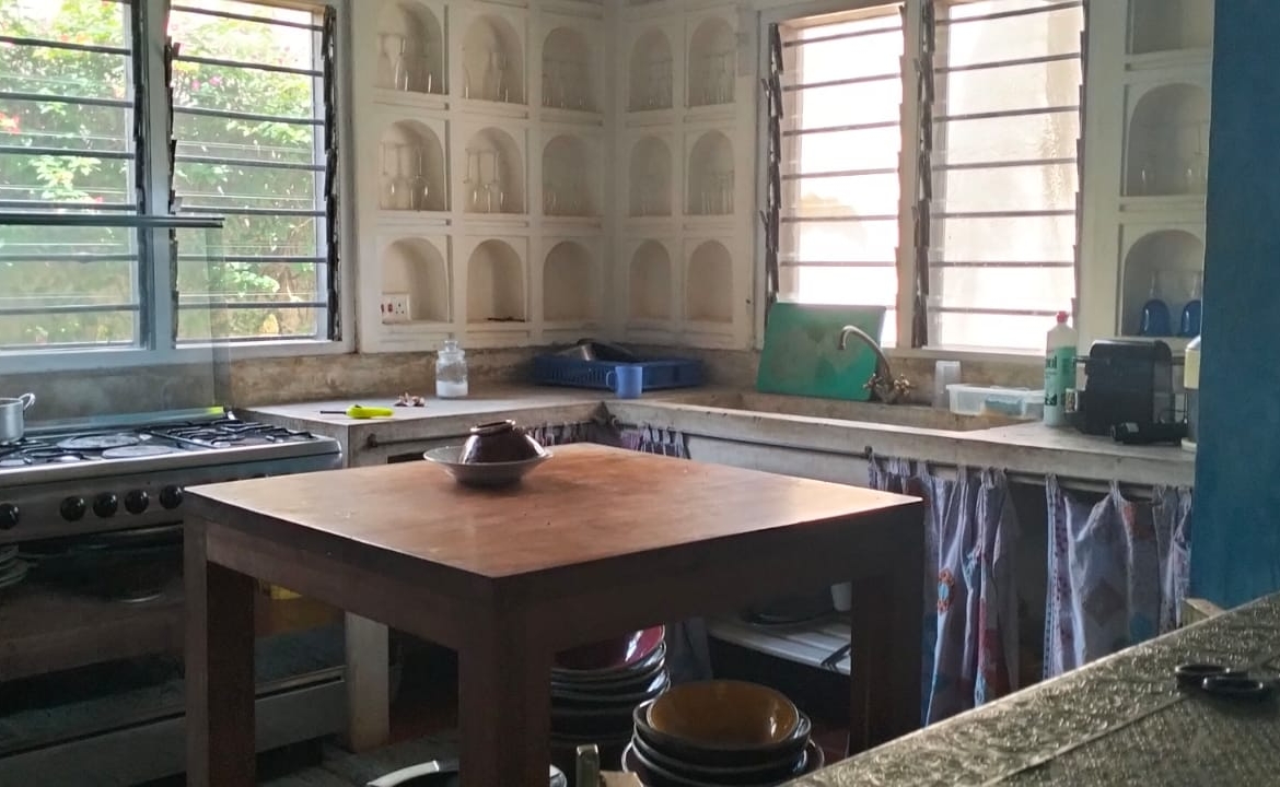 For Sale: Furnished 4BR Moroccan-style beachfront villa on Silversands Beach, Malindi. Ocean-view Jacuzzi, pool, DSQ, art-filled garden. USD 500K.