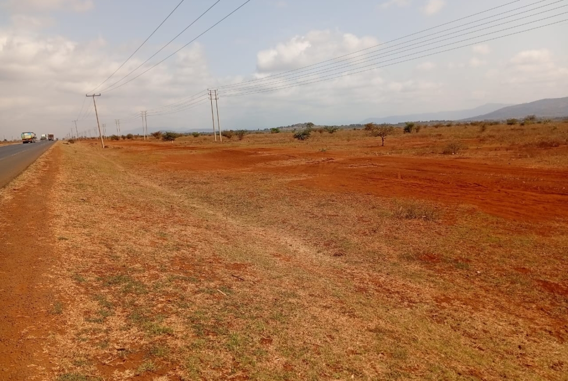 909 Acres for sale in Sultan hamud