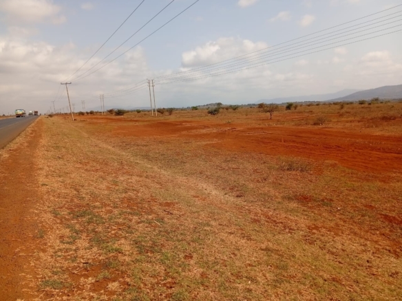 909 Acres for sale in Sultan hamud