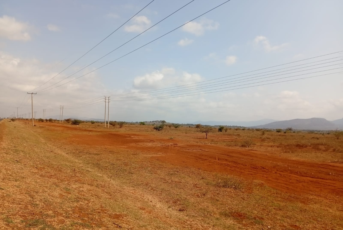 909 Acres for sale in Sultan hamud