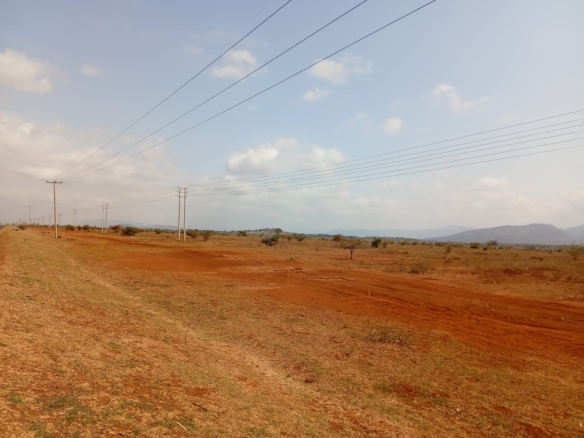 909 Acres for sale in Sultan hamud