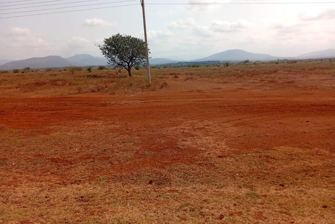 909 Acres for sale in Sultan hamud