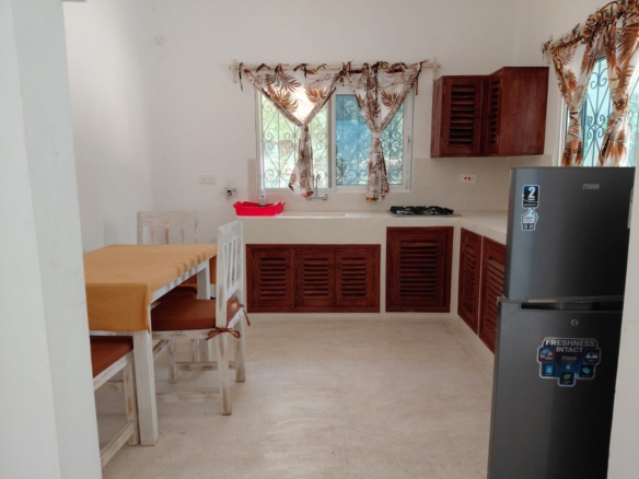 “Watamu short-stay 2-bedroom furnished apartment near Turtle Bay – master en-suite, WIFI, sleeps 4”
