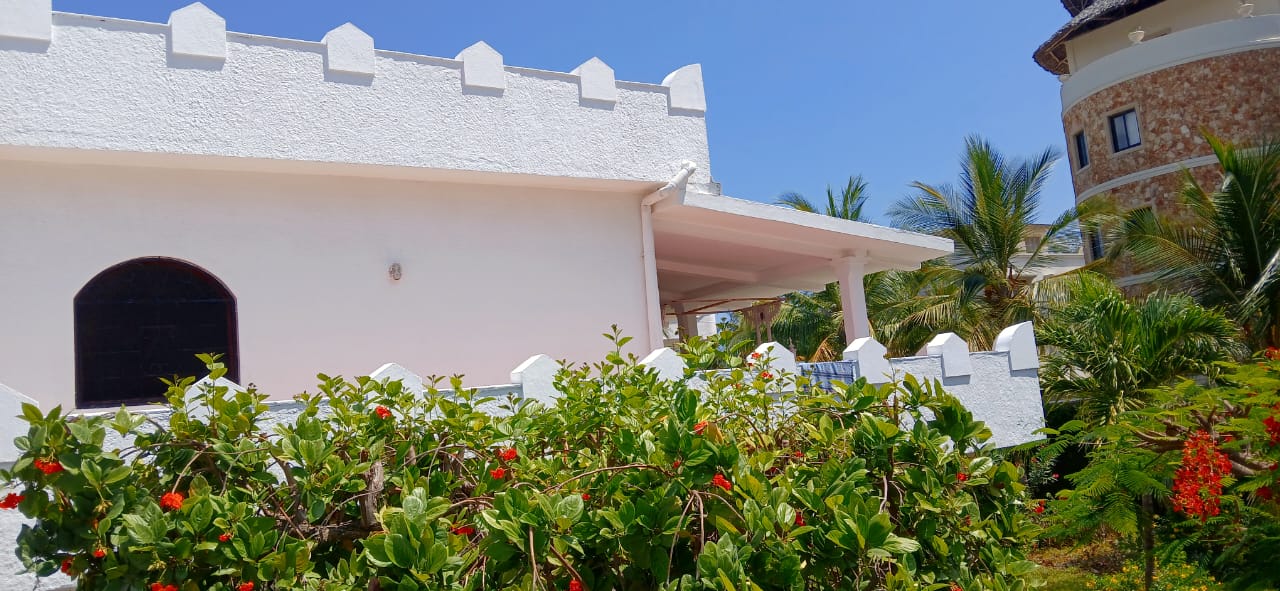 Watamu, Peponi 4bed-house-half-acre-near-beach for sale