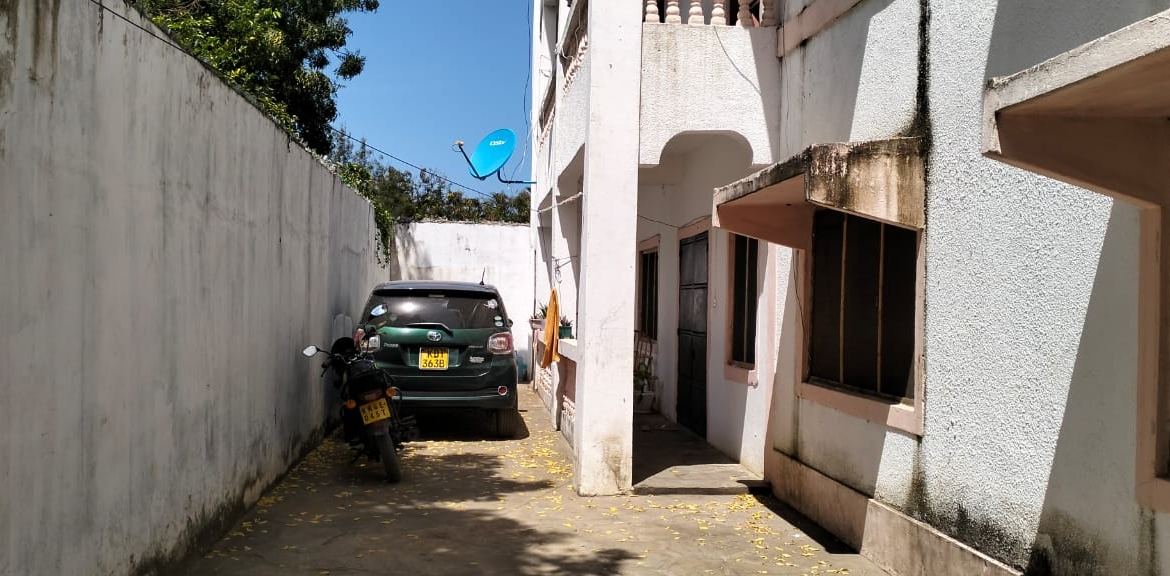 Block for sale Apartments in Malindi Ngala