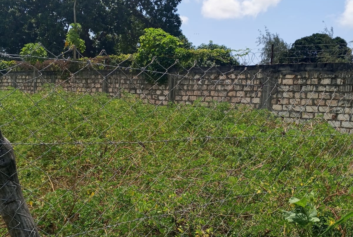 prime plot for sale in Malindi