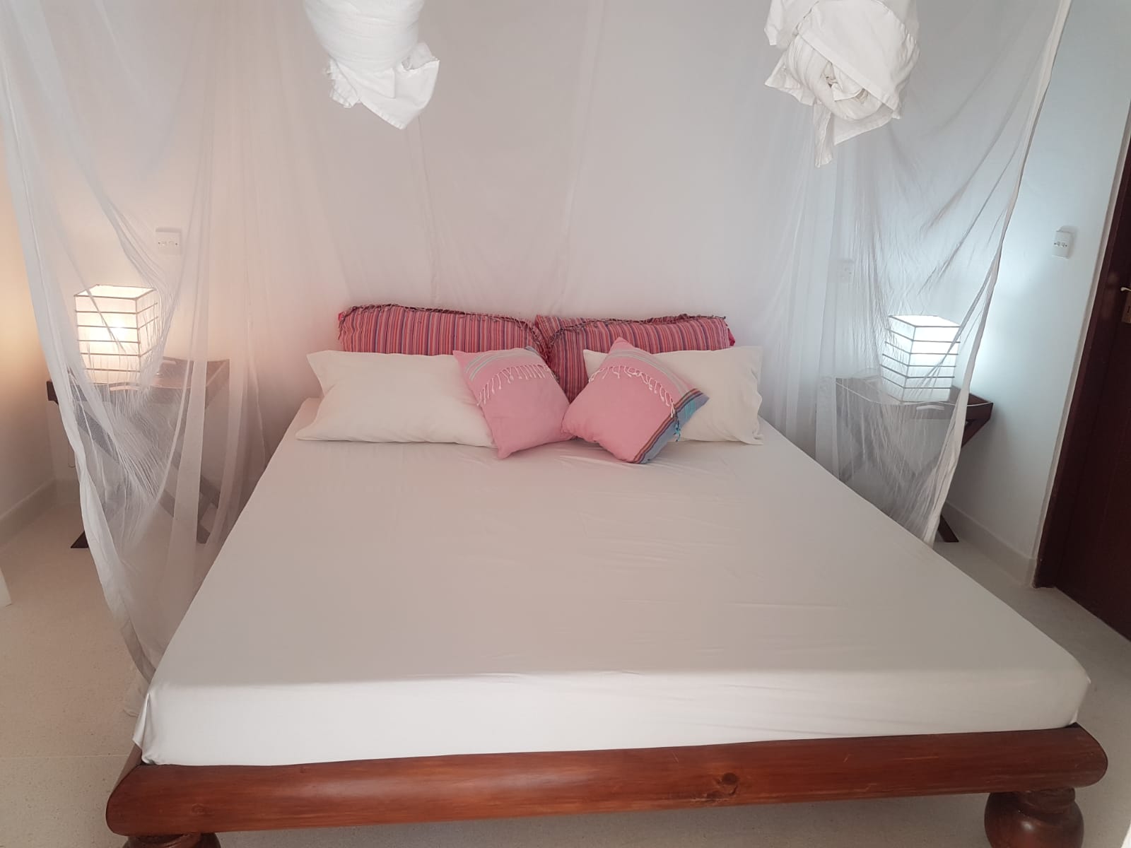 Luxury 2-bedroom apartment directly on Casuarina Beach, Malindi Kenya