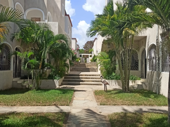 Luxury 2-bedroom apartment directly on Casuarina Beach, Malindi Kenya