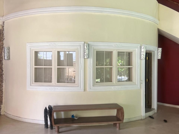 Prime 4-bedroom coastal home for sale in Kibokoni with a 2-bedroom guest suite earning USD 100 per night. Nearly half-acre plot, ideal for investors and families.