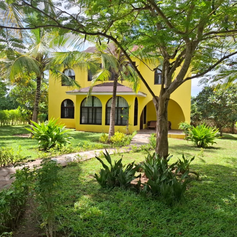 3br Villa for short stay in Malindi next to Galana Petrol station