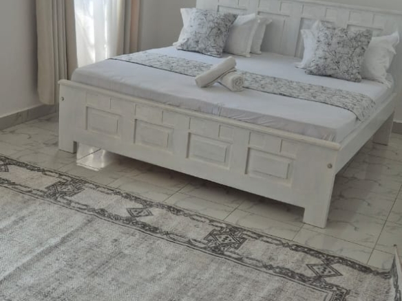 2br modern apartment for shot-stay in Malindi