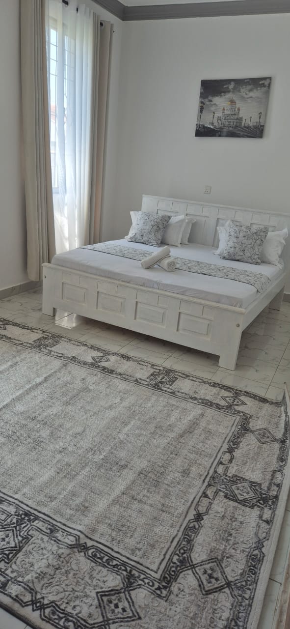 2br modern apartment for shot-stay in Malindi