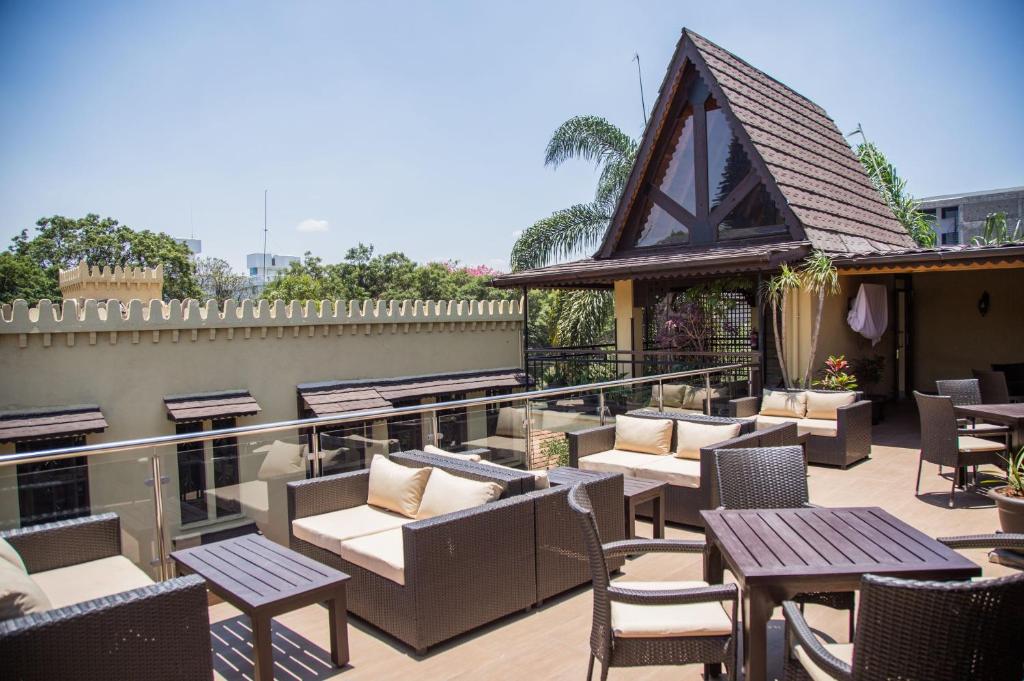 Discover Kings Post Residences Hotel—luxury serviced apartments for sale in Westlands offering premium living, prime location, and exceptional investment returns.