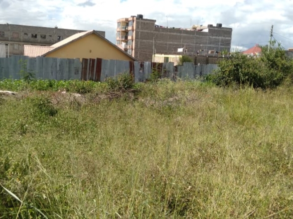 Prime ¼-acre land for sale in Kitengela Town with full utilities, secure surroundings, and high development potential. Perfect for residential, commercial, or mixed-use projects.