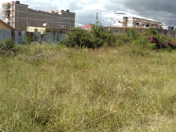 Prime ¼-acre land for sale in Kitengela Town with full utilities, secure surroundings, and high development potential. Perfect for residential, commercial, or mixed-use projects.