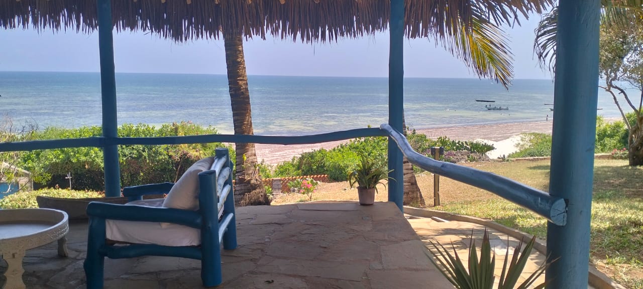 Beachfront Villa on 4.2 Acres for sale on Bofa Beach in Kilifi