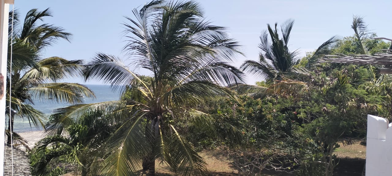 Beachfront Villa on 4.2 Acres for sale on Bofa Beach in Kilifi