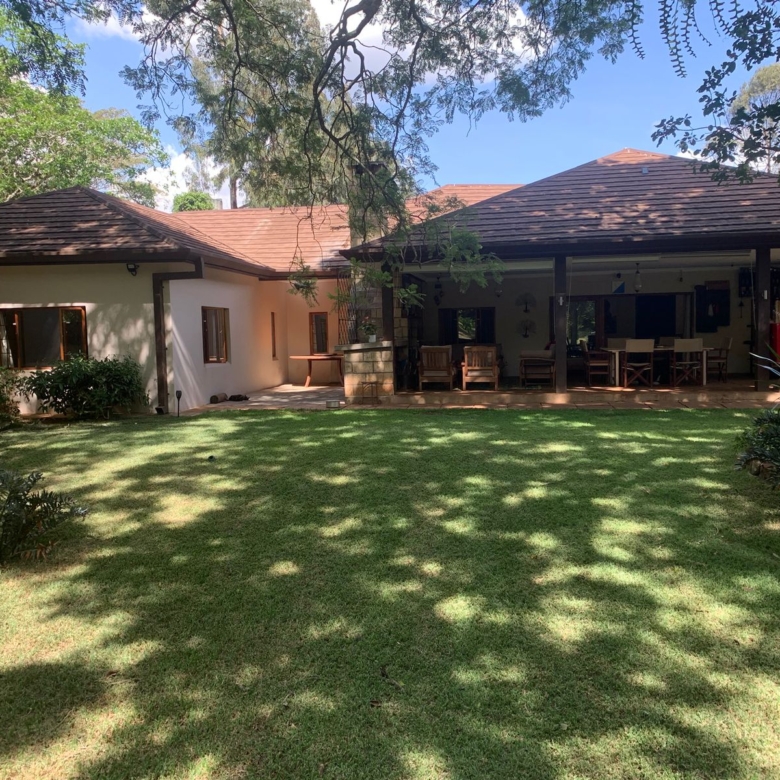 Luxurious 4.45-acre estate in Hardy, Langata with three houses, pool, borehole, solar power, and premier security. Set along Milima Road. Ideal for luxury living or investment.