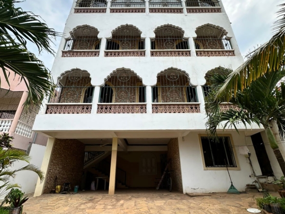 Modern 2-bedroom apartment for rent on Casuarina Road, Malindi. Prime location near Kilili Baharini, offering comfort, security, and convenience at KSh 30,000 monthly.