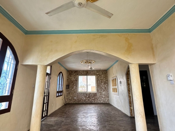 Modern 2-bedroom apartment for rent on Casuarina Road, Malindi. Prime location near Kilili Baharini, offering comfort, security, and convenience at KSh 30,000 monthly.