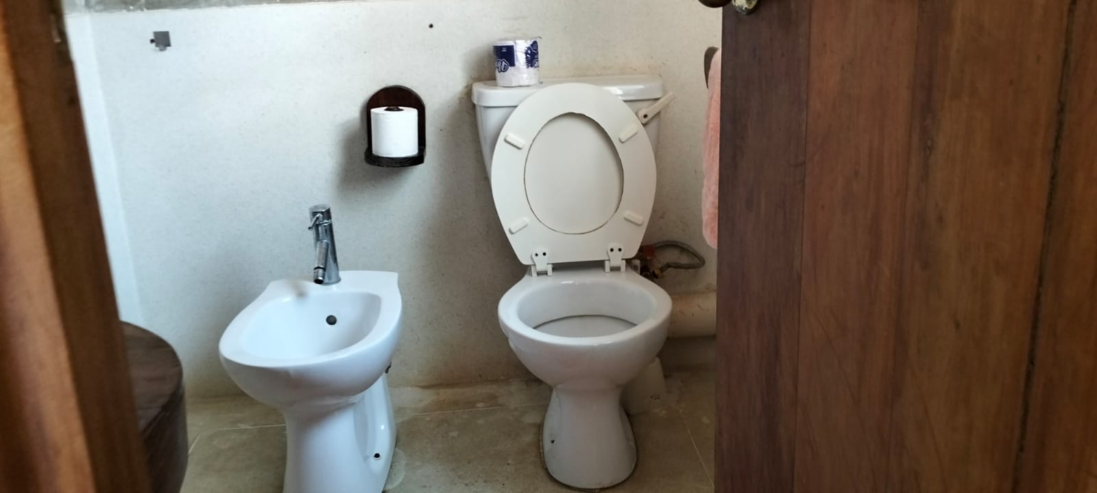 Luxury furnished 1-bedroom apartment for sale in Malindi, located at Beverly Suite on Silversands Road. Perfect for Airbnb, holiday homes, or investment. Prime coastal location with strong rental demand.