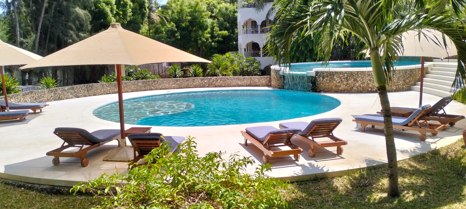 Luxury furnished 1-bedroom apartment for sale in Malindi, located at Beverly Suite on Silversands Road. Perfect for Airbnb, holiday homes, or investment. Prime coastal location with strong rental demand.