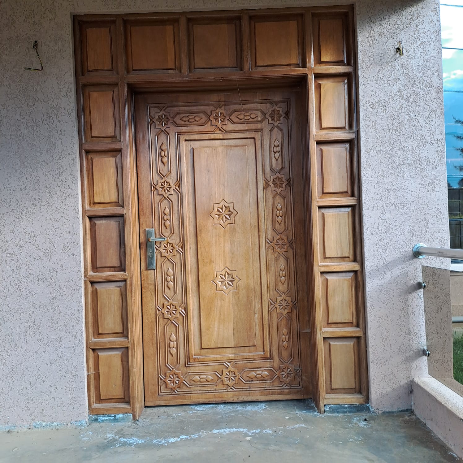 Luxury 5 bedroom all ensuite house with mahogany finishes, bamboo flooring, guest wing, and underground water tank in Baruti West, Nakuru by Mkaazi Real Estate LTD.