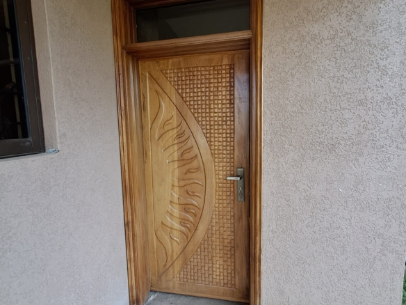 Luxury 5 bedroom all ensuite house with mahogany finishes, bamboo flooring, guest wing, and underground water tank in Baruti West, Nakuru by Mkaazi Real Estate LTD.