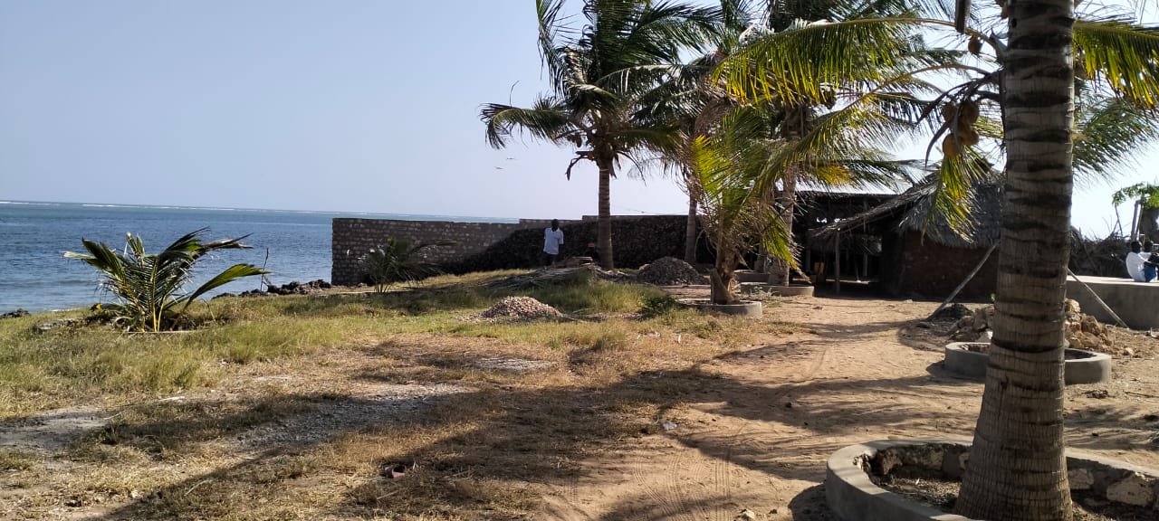 Luxury 1-acre beachfront land for sale in Mayungu along the Malindi–Watamu coast, ideal for investment or development.