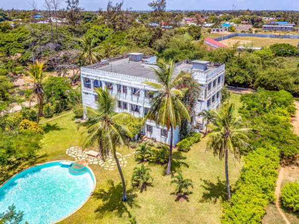 Sally Furnished Apartments Malindi