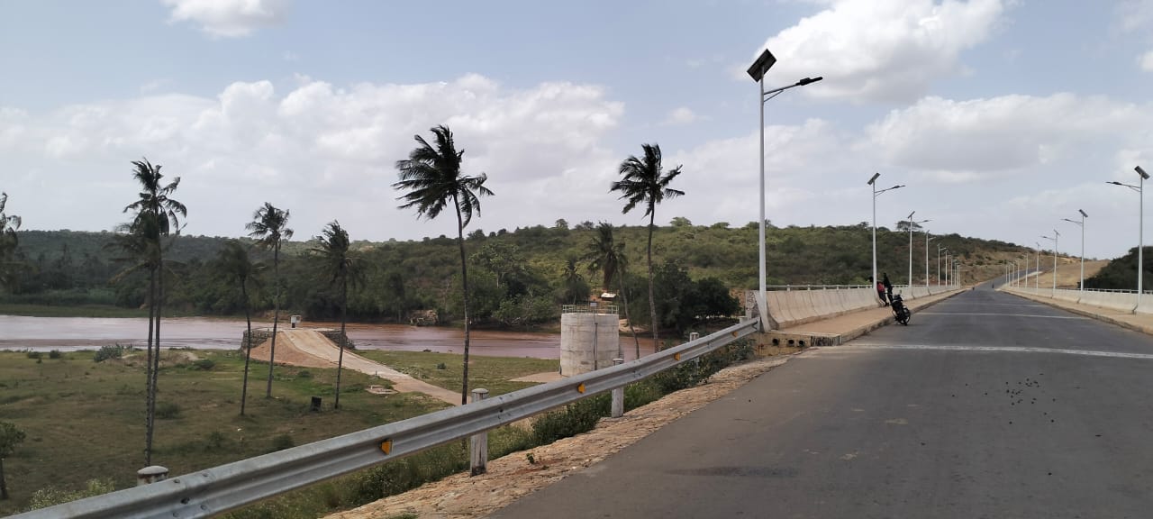 50-acre agricultural land for sale in Boyani, Baricho, located 300 meters from the tarmac road.