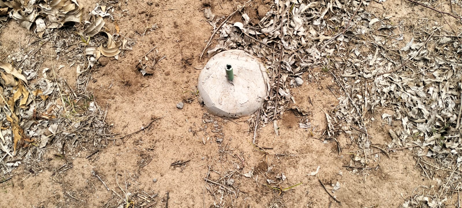 Quarter acre plot for sale in Gede with power, water, ready title deed, and close to tarmac