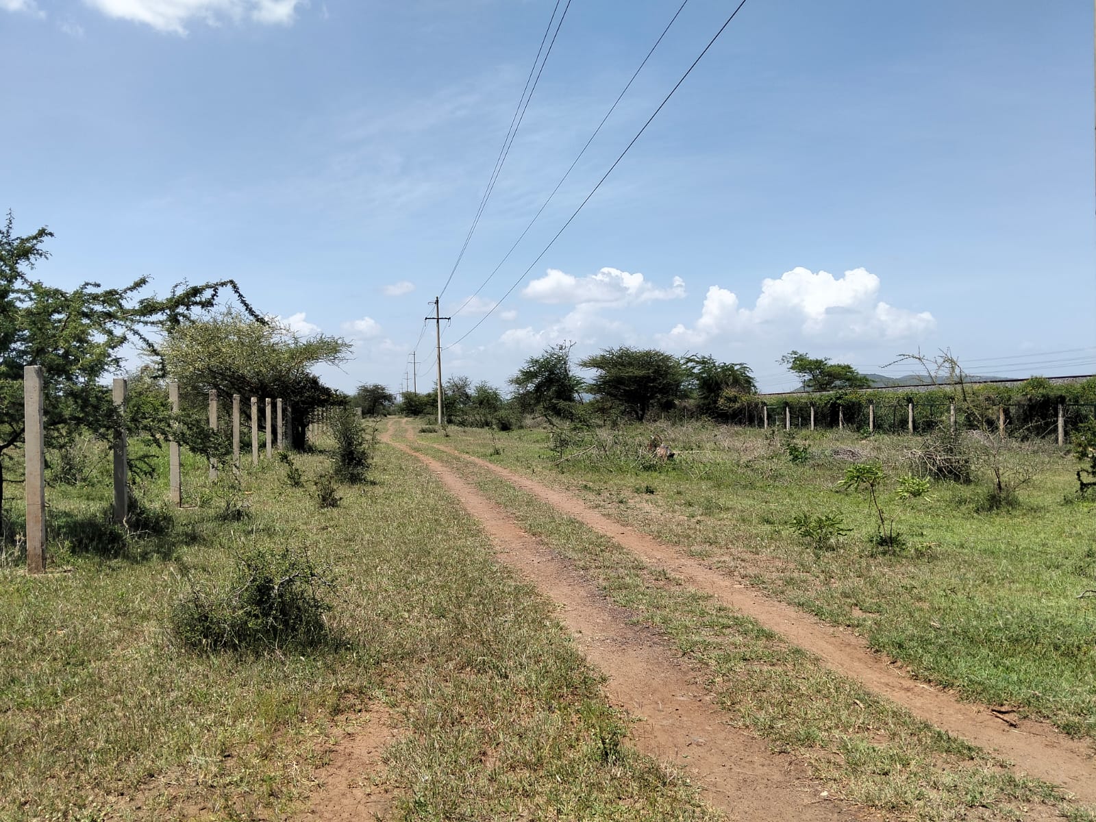 400 Acres for saleon Mombasa road, Emali
